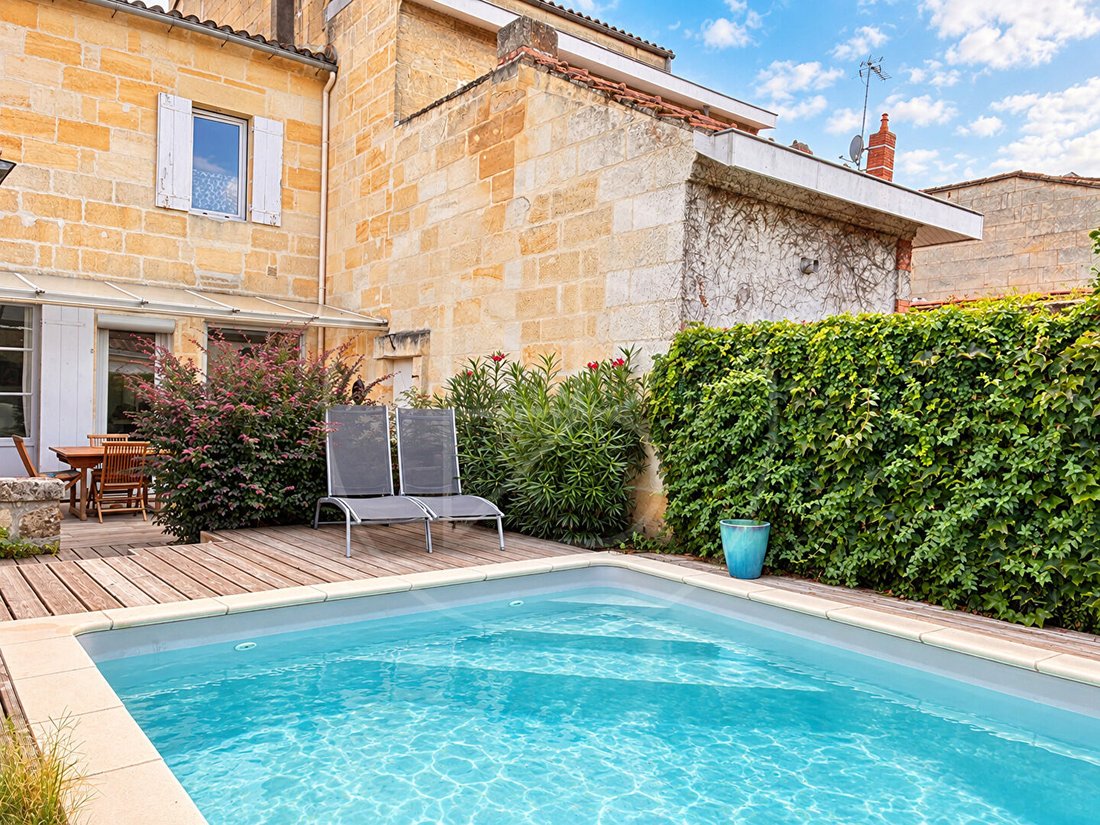 Villa in Libourne, Nouvelle-Aquitaine, France 1 - 18926908