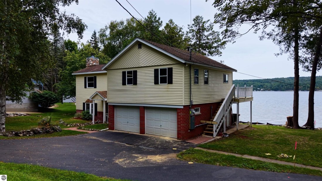Haus in Central Lake, Michigan, Vereinigte Staaten 1 - 18925870