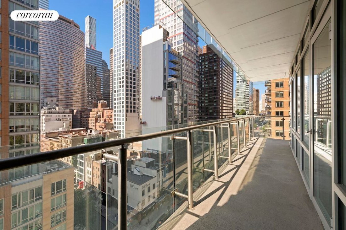 Condo in New York, New York, United States 2 - 18924680