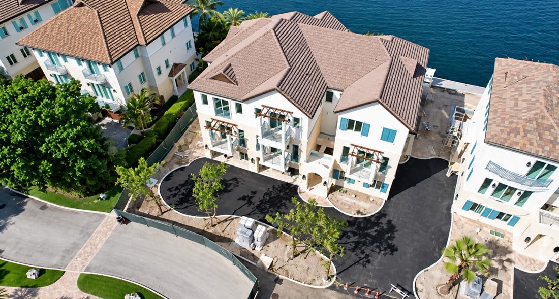 Apartment in West Bay, West Bay, Cayman Islands 2 - 18926904