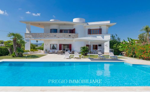Villa in Capitolo, Monopoli, Apulia 1