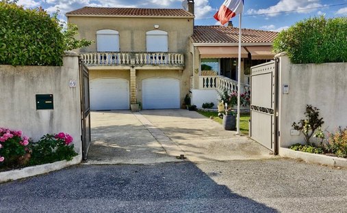 Villa a Centre Ville, Fabrègues, Francia 1