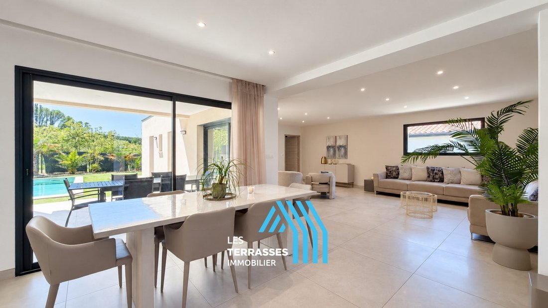 Villa in Ville-Basse, Montelimar, France 5 - 17776282