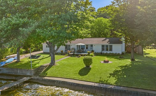 House in Garfield Township, Michigan, United States 1