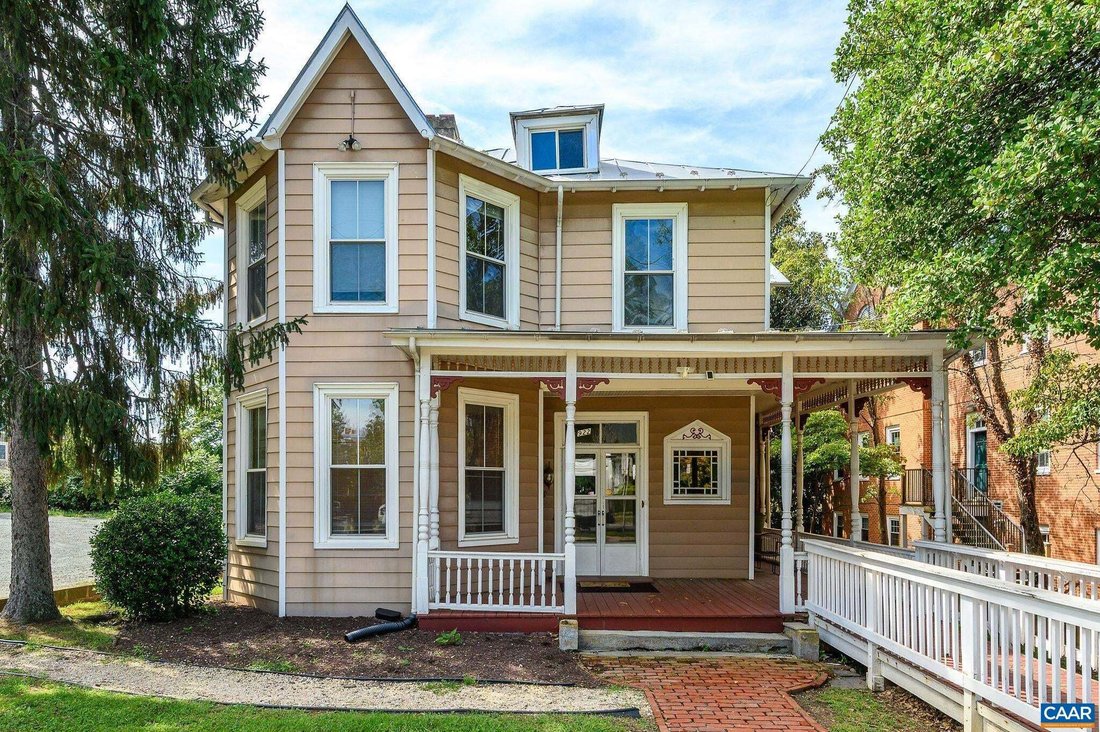 House in Charlottesville, Virginia, United States 1 - 18924862