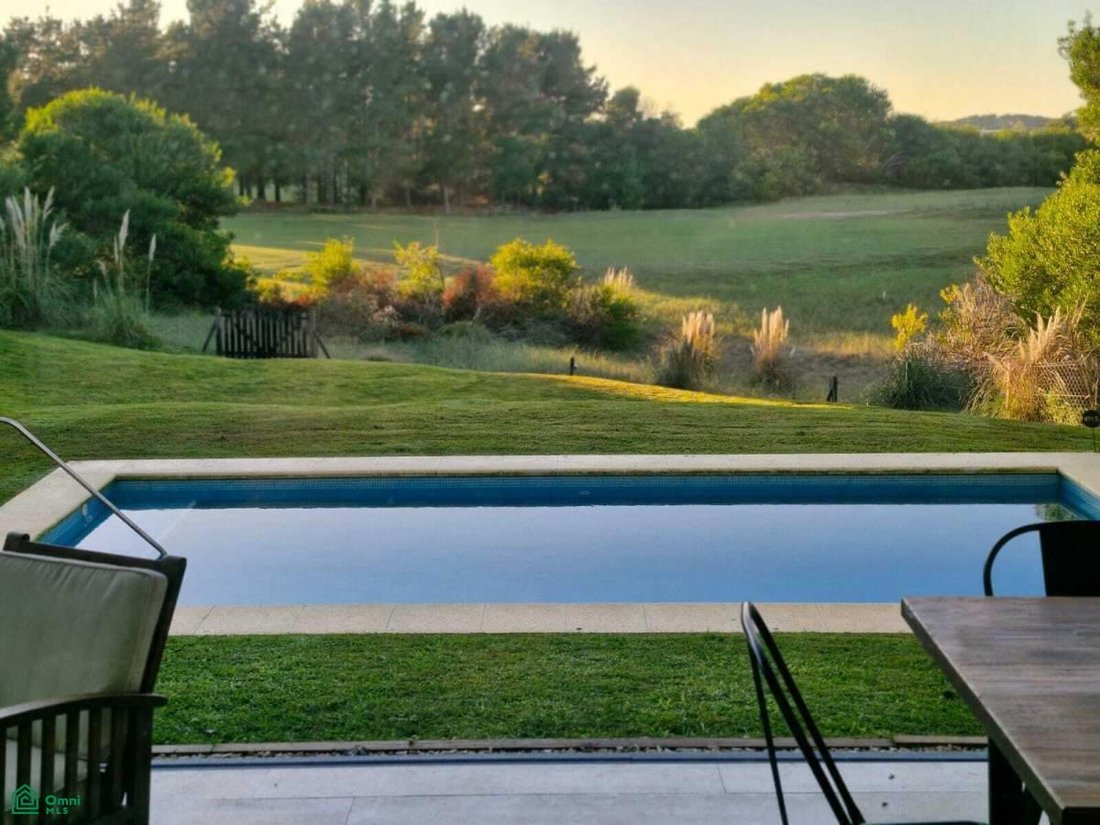 Haus in Pinamar, Provinz Buenos Aires, Argentinien 1 - 17360247