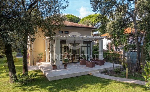 Estate in Camaiore, Tuscany, Italy 1