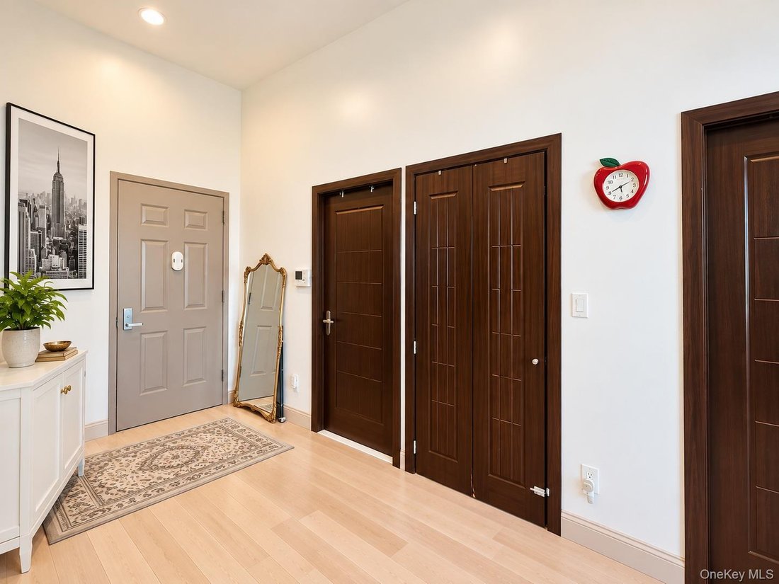 Condo in New York, New York, United States 5 - 18925970