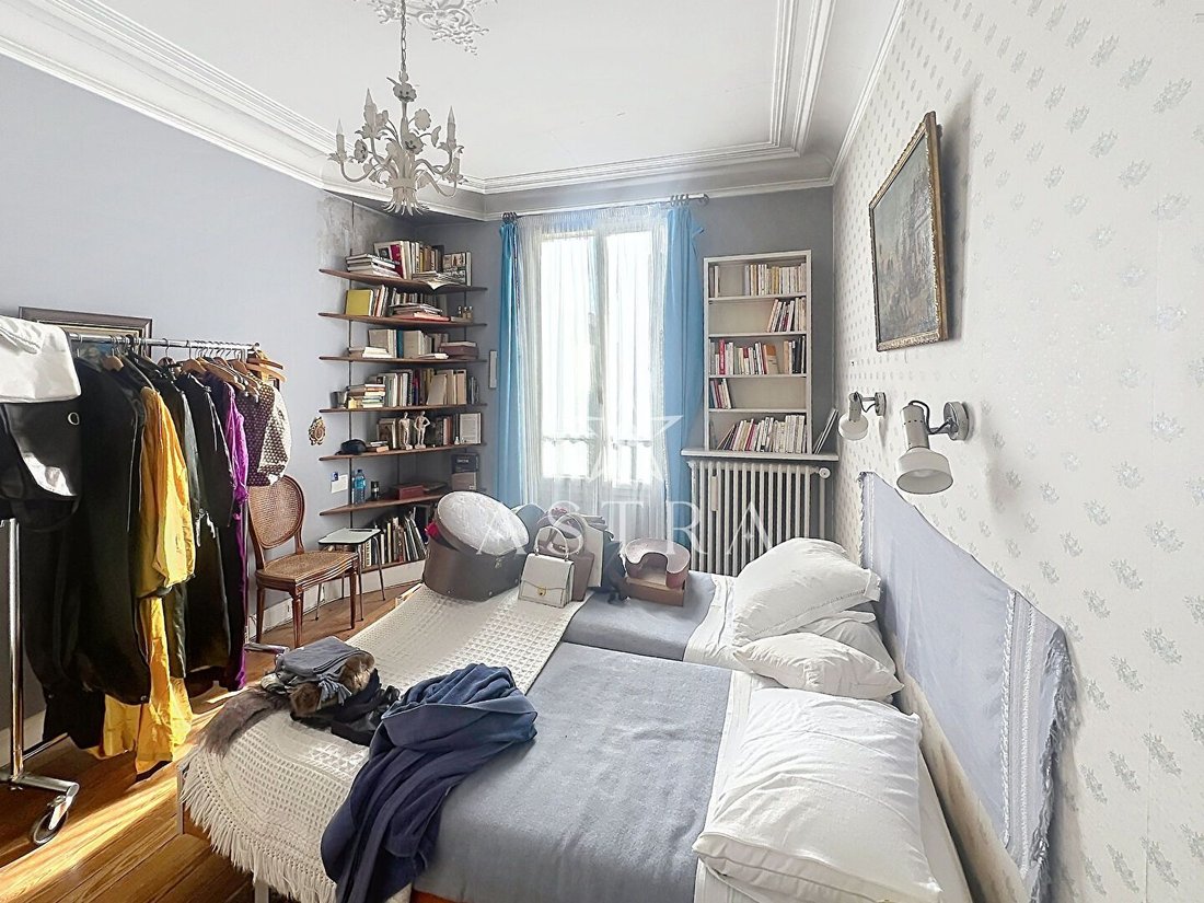House in Antony, Ile-de-France, France 5 - 18927448