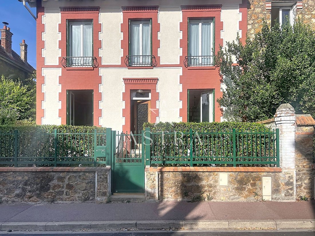 House in Antony, Ile-de-France, France 1 - 18927448