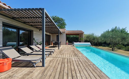 Villa in Uzès, Occitania, France 1