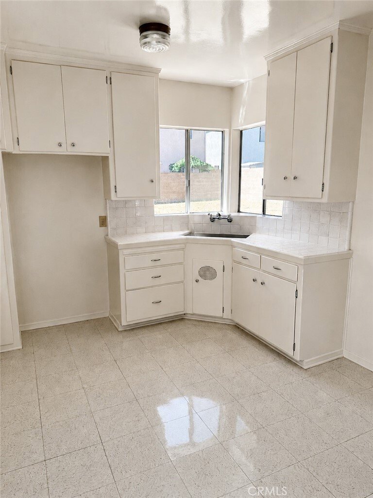 House in Los Angeles, California, United States 2 - 18501477