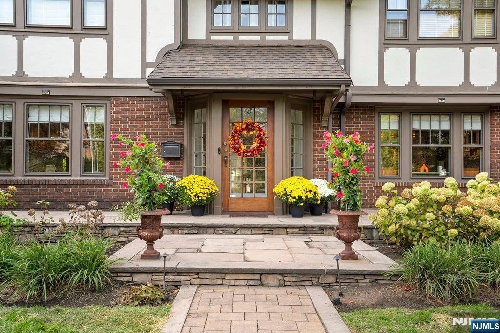 House in Montclair, New Jersey, United States 3 - 18925172