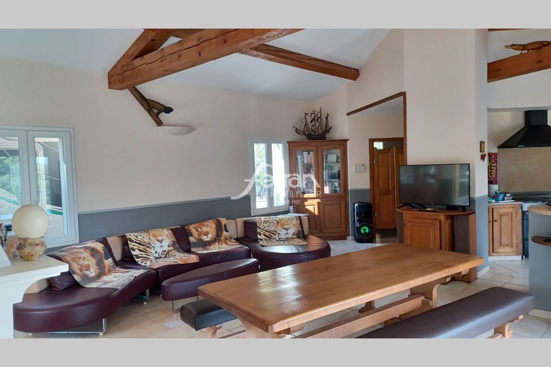 Villa à Entrecasteaux, Provence-Alpes-Côte d'Azur, France 3 - 18784457