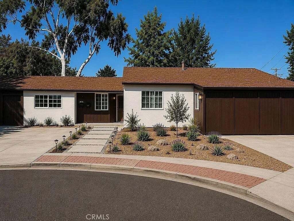 San Diego, California, United States 1 - 18926265