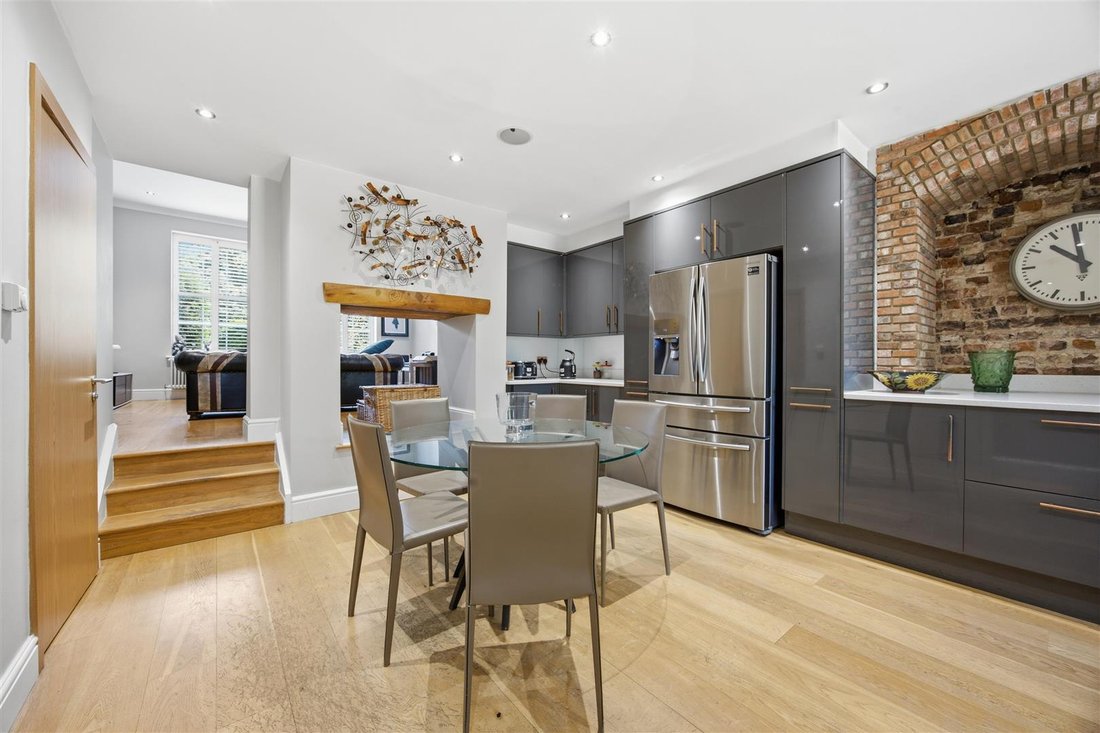 House in Cowley, Hillingdon, England 3 - 18925631