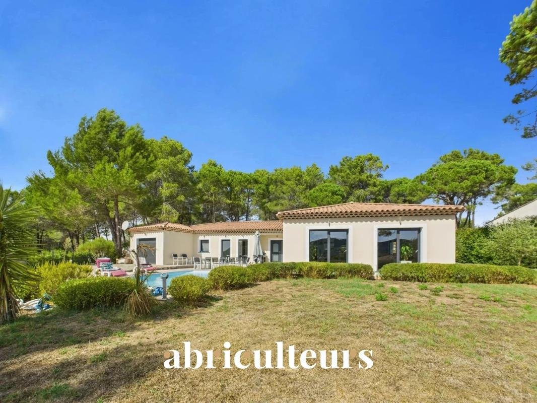 House in Bagnols-en-Forêt, Provence-Alpes-Côte d'Azur, France 3 - 18923928