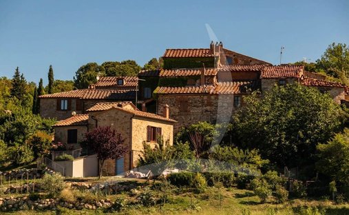 Country House in Murlo, Tuscany, Italy 1