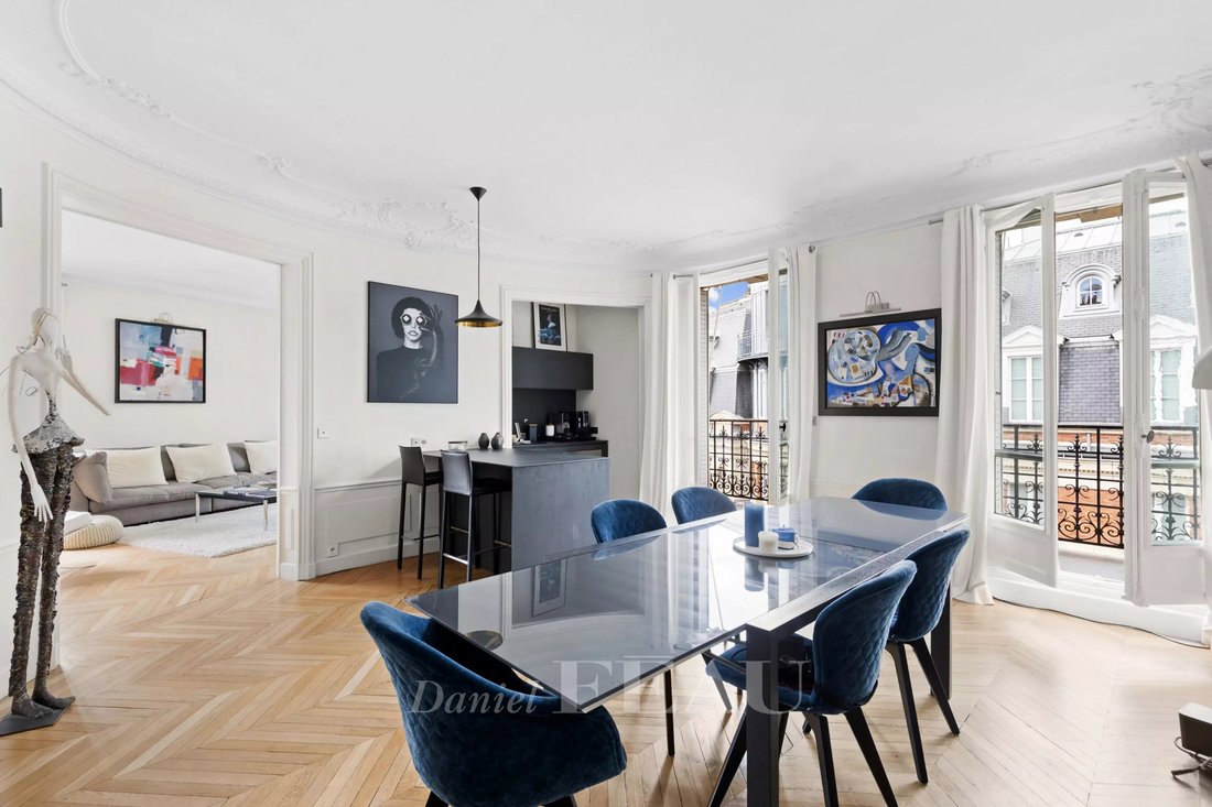 Apartment in Monnaie, Paris 6e Arrondissement, Paris 4 - 18923738