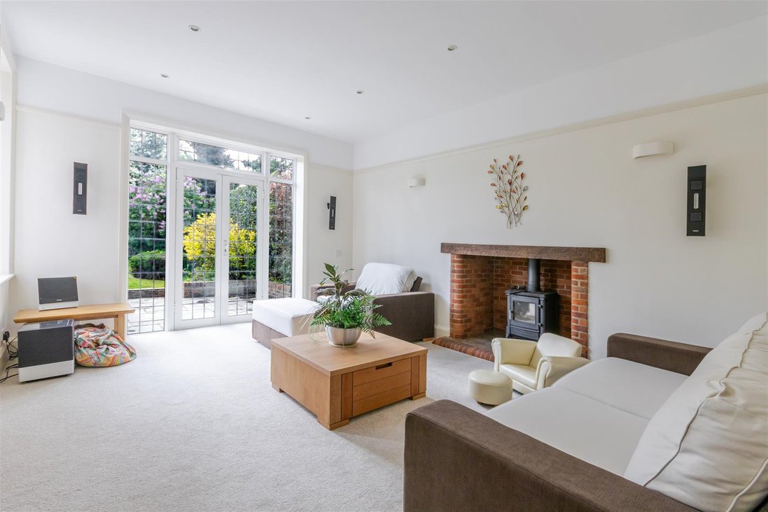 House in Breakspear, Bromley, England 2 - 18925788