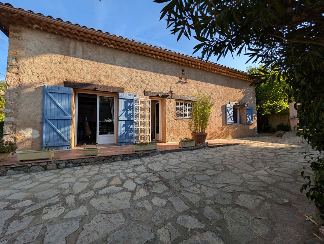 Villa in Villecroze, Provence-Alpes-Côte d'Azur, France 5 - 18924318