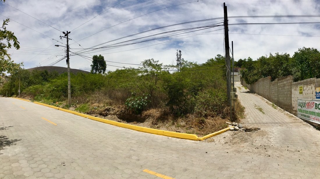 Land in Quito, Pichincha, Ecuador 2 - 18824813