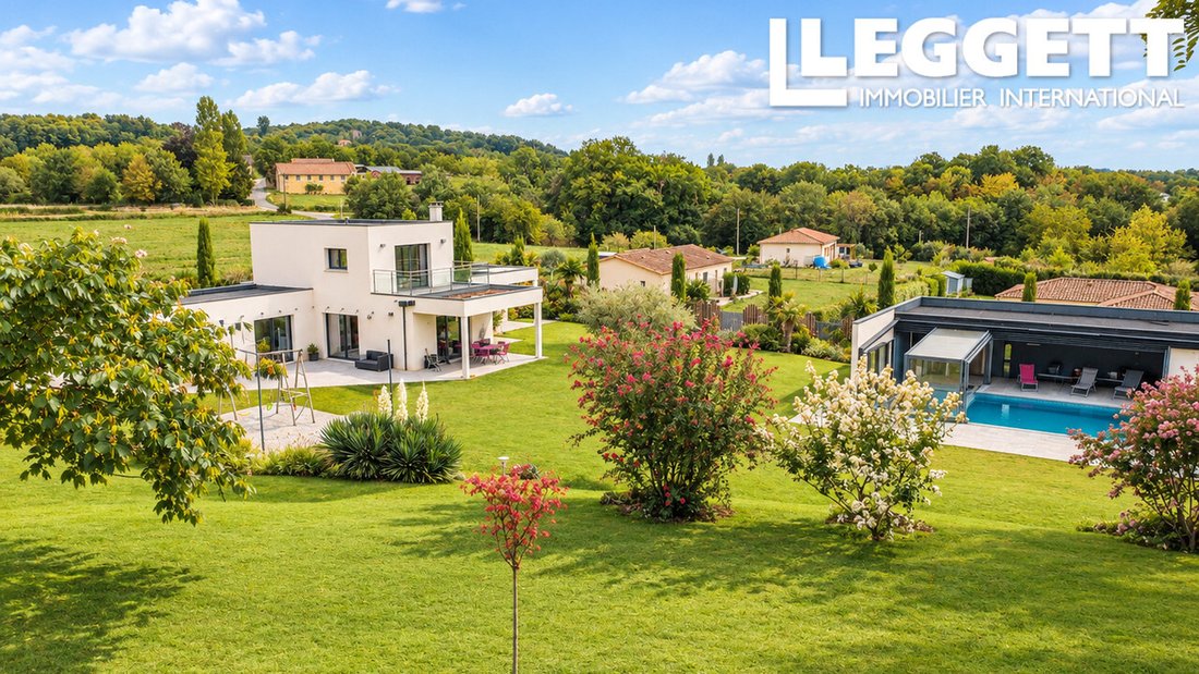 Villa in Sainte-Nathalene, Nouvelle-Aquitaine, France 2 - 18927062