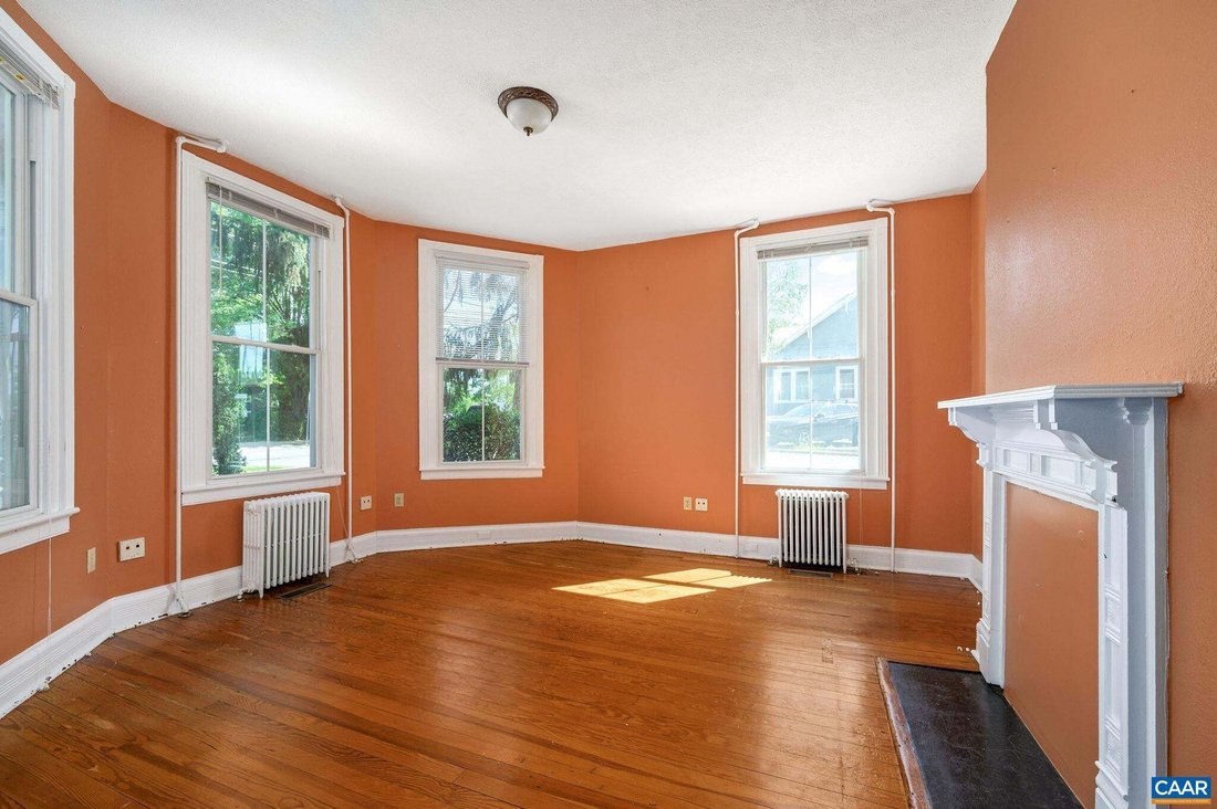 House in Charlottesville, Virginia, United States 5 - 18924862