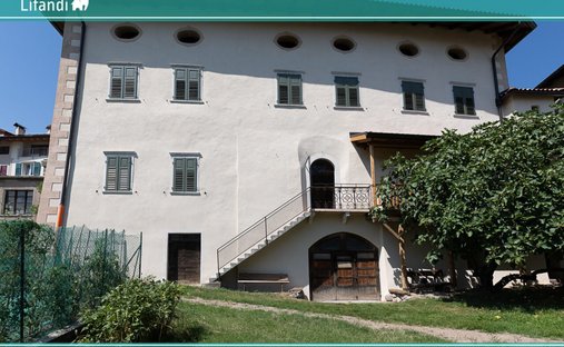 Villa in Tuenno, Trentino – Alto Adige/Südtirol, Italy 1