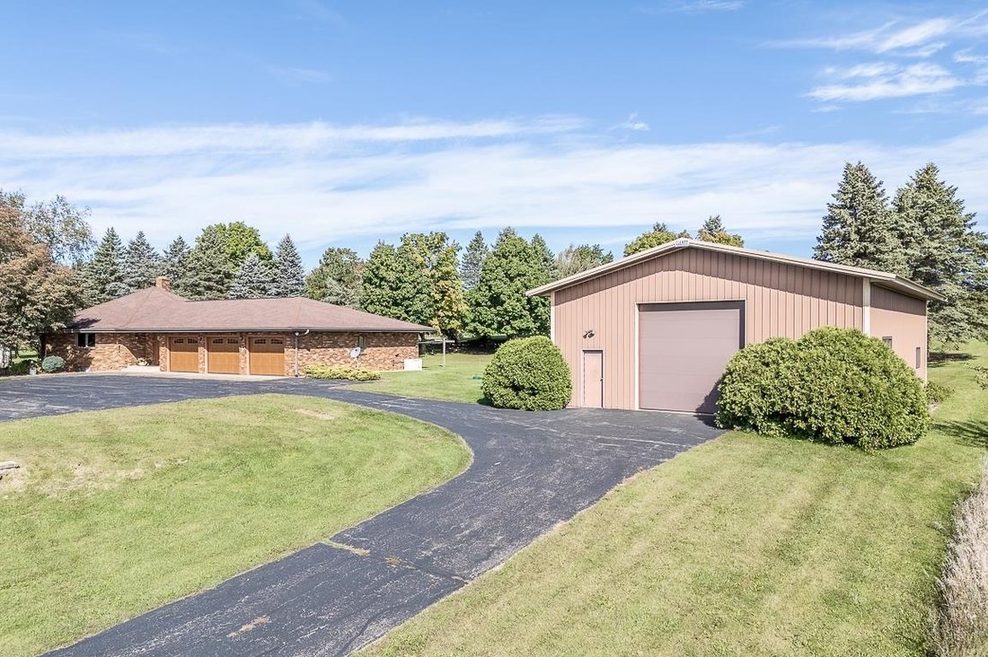 Altro a Fremont, Wisconsin, Stati Uniti 2 - 18924412
