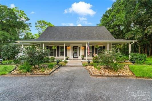 House in Milton, Florida, United States 1 - 18925154
