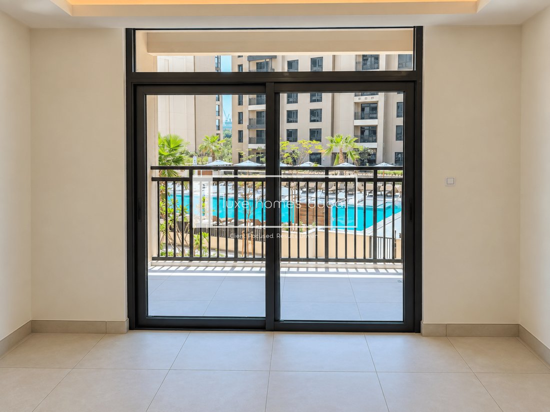 Apartment in Umm Suqeim Third, Umm Suqeim, Dubai 4 - 18923619