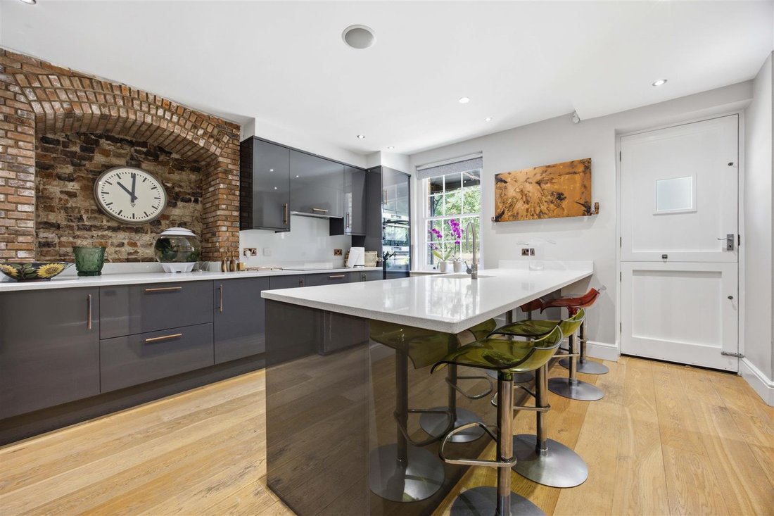 House in Cowley, Hillingdon, England 5 - 18925631