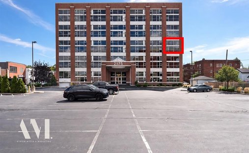 Condo in Windsor, Ontario, Canada 1