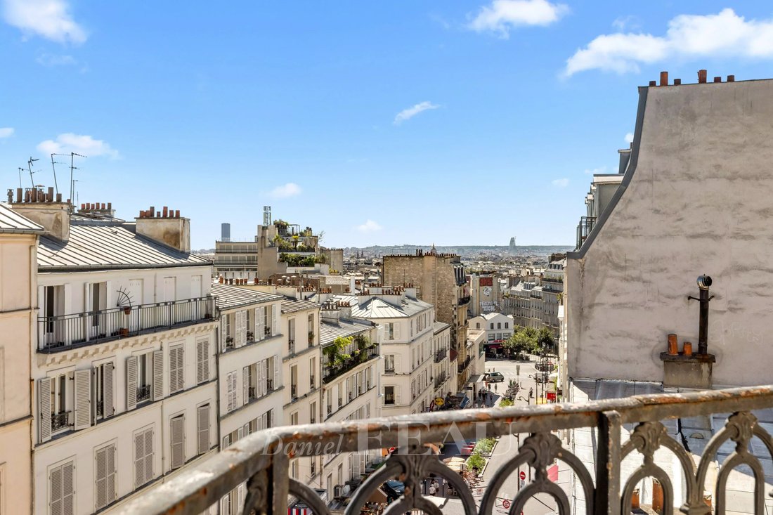 Apartment in Montmartre, Paris 18e Arrondissement, Paris 4 - 18923743