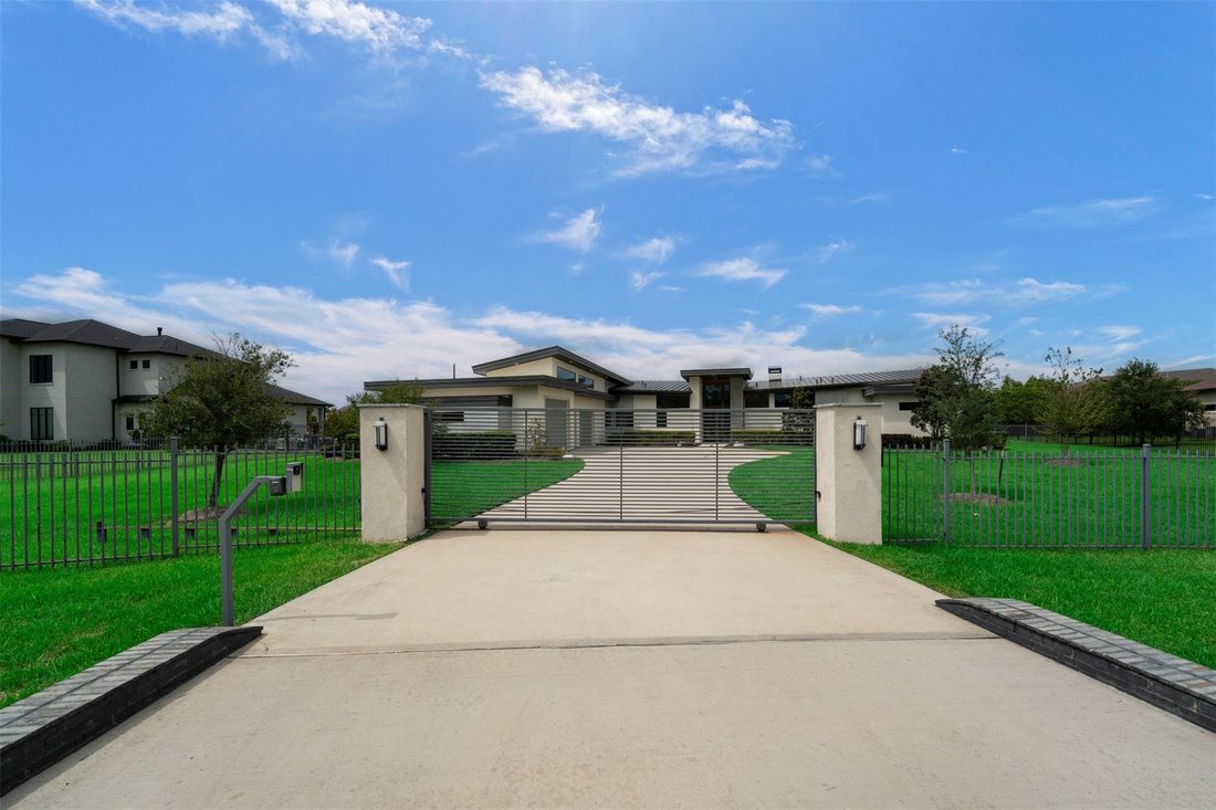 House in Spring, Texas, United States 2 - 18926579