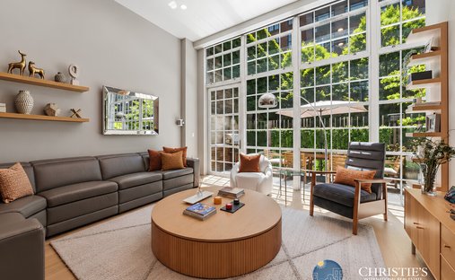 House in New York, New York, United States 1