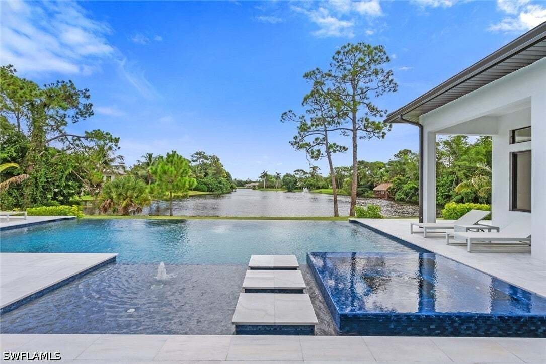 House in Naples, Florida, United States 3 - 18925125