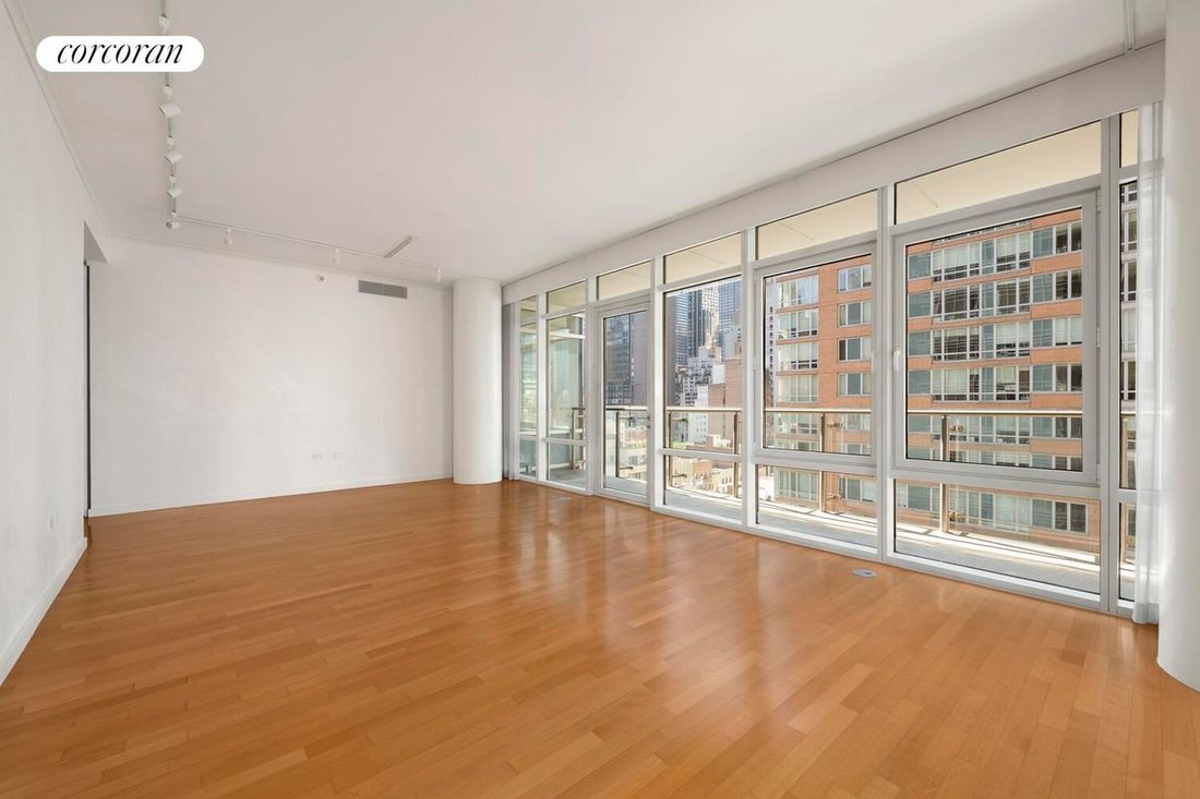 Condo in New York, New York, United States 3 - 18924680
