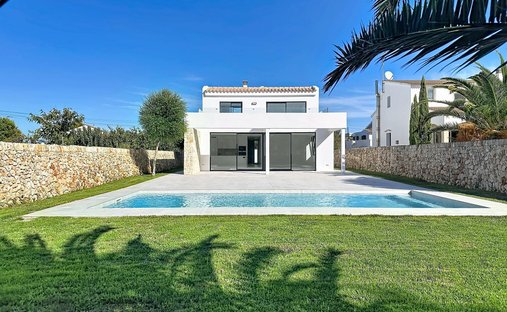 Villa in Ciutadella de Menorca, Balearic Islands, Spain 1