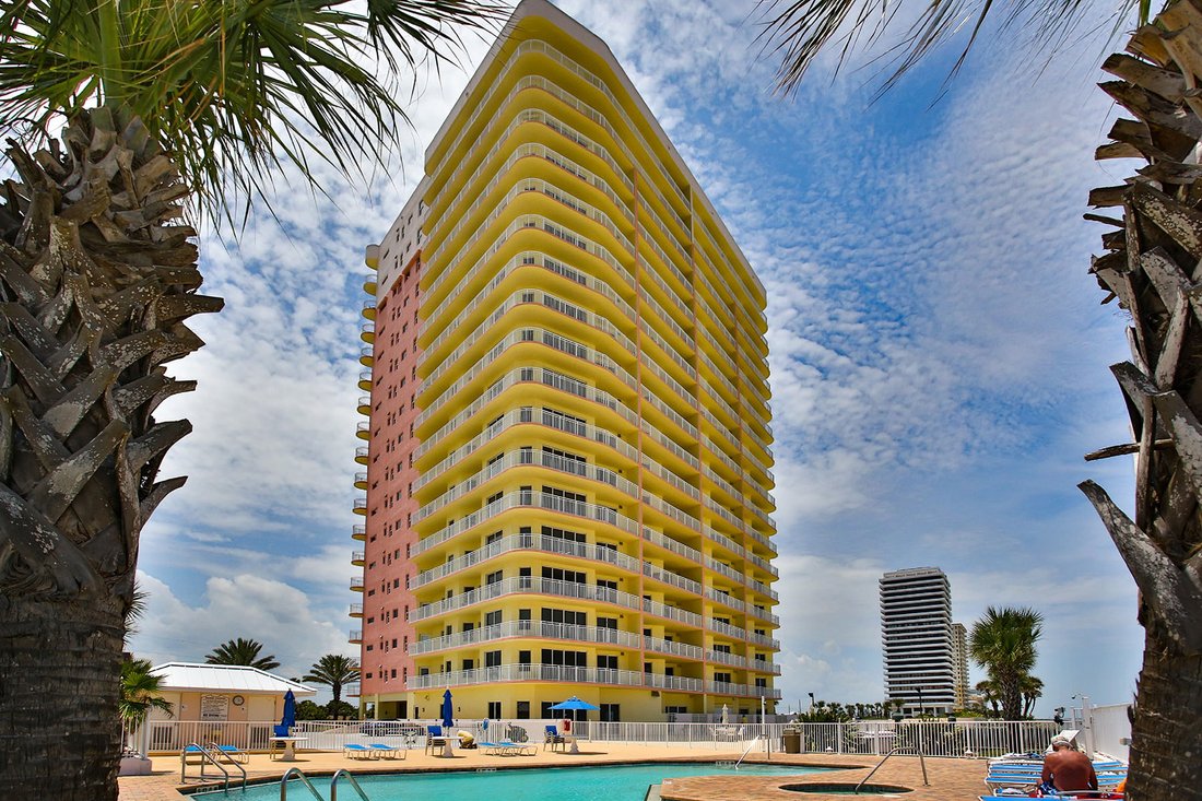 Condo in Daytona Beach, Florida, United States 3 - 16491641