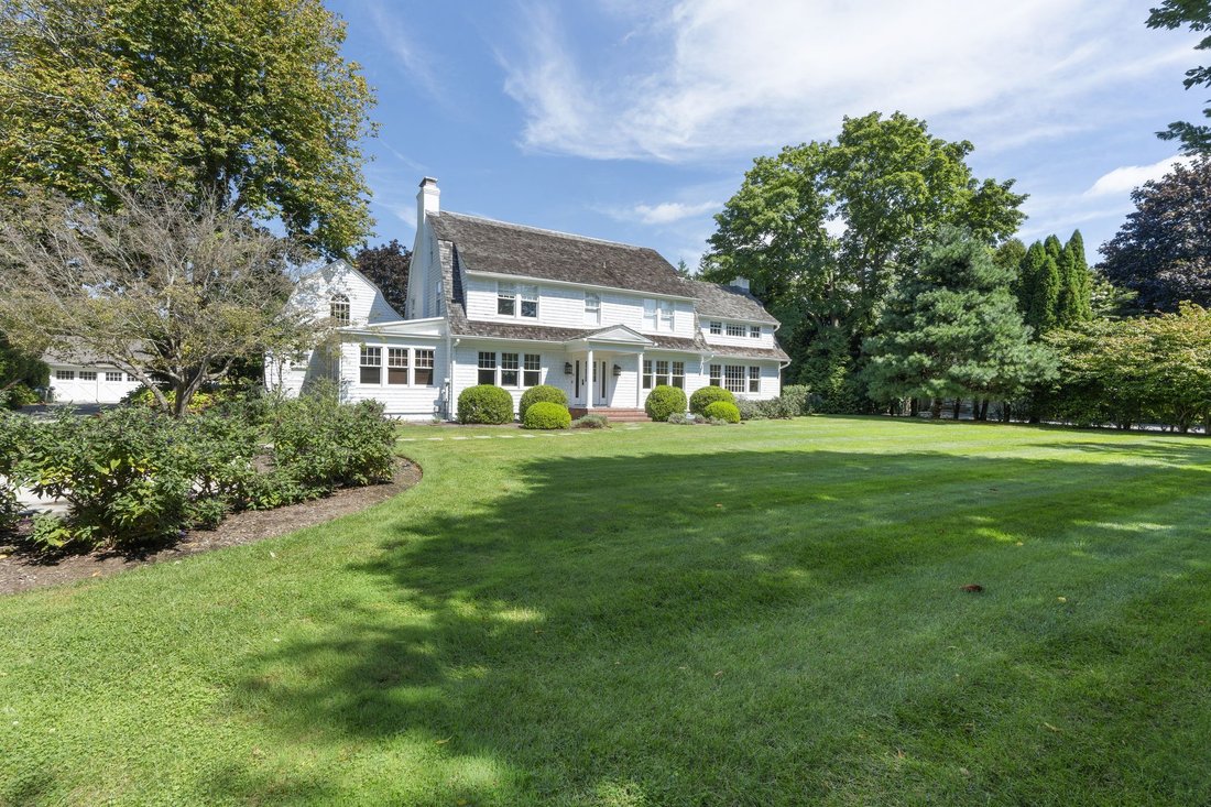 East Hampton, New York, United States 1 - 15901606
