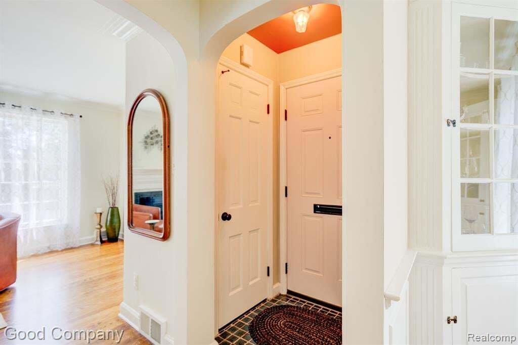 House in Royal Oak, Michigan, United States 3 - 18926512