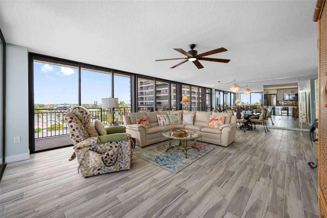 Condo in St. Pete Beach, Florida, United States 5 - 18925755