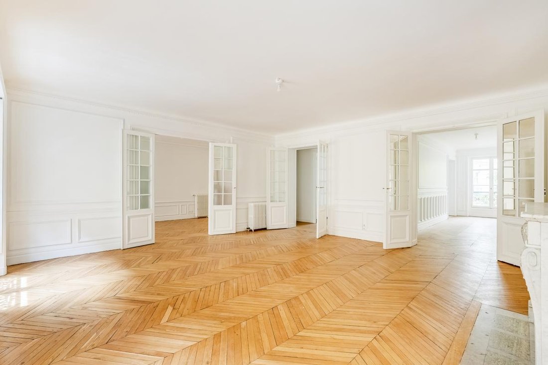Apartment in Pereire-Malesherbes, Paris 17e Arrondissement, Paris 3 - 18923902