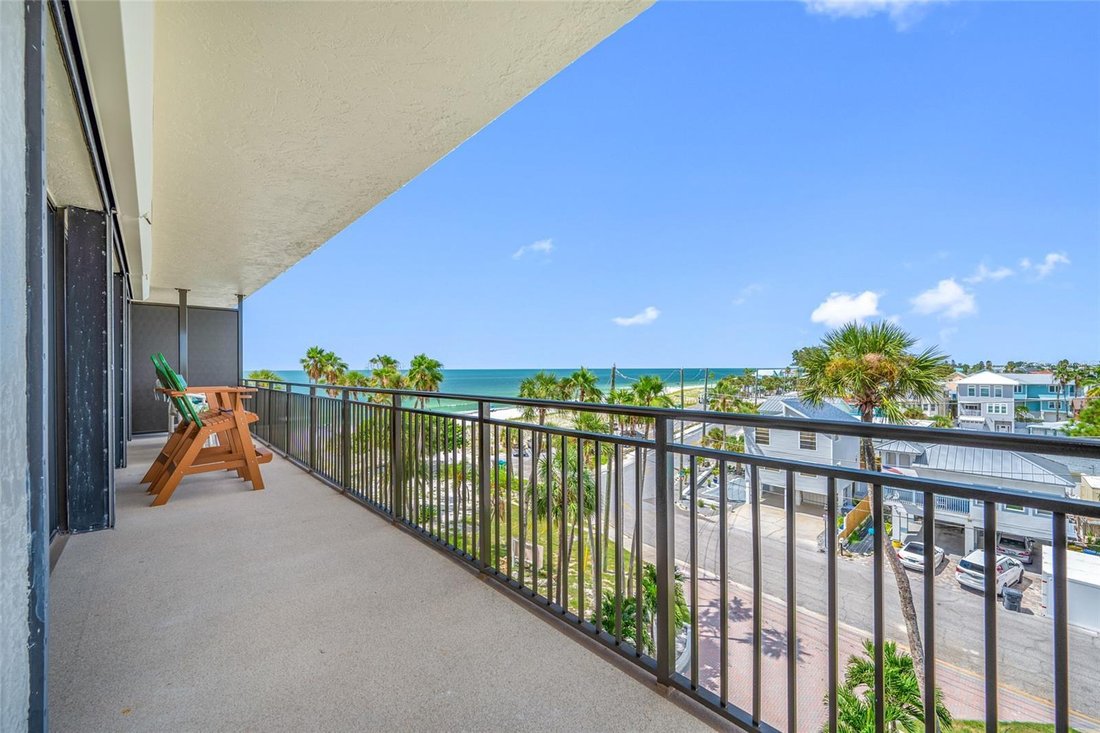 Condo in St. Pete Beach, Florida, United States 4 - 18925755