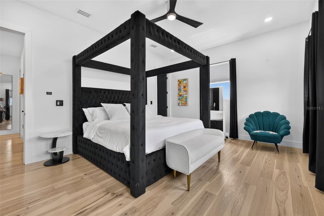 Maison à Madeira Beach, Floride, États-Unis 4 - 18925811