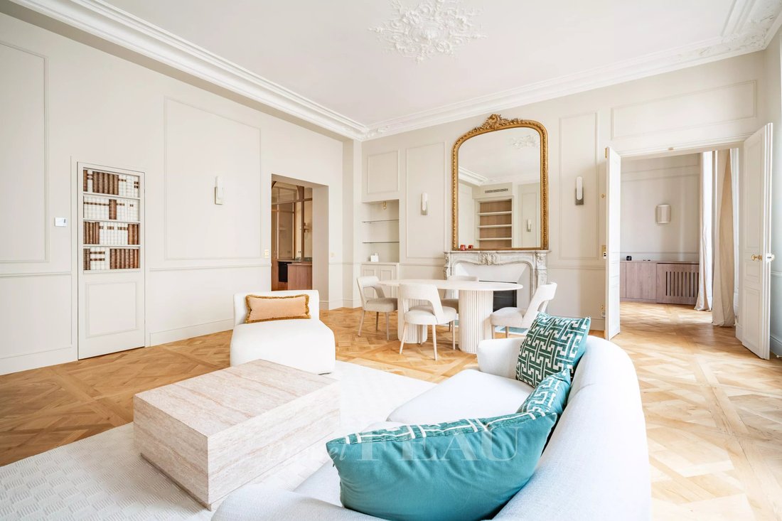 Apartment in Paris 1er Arrondissement, Paris, France 3 - 18923750