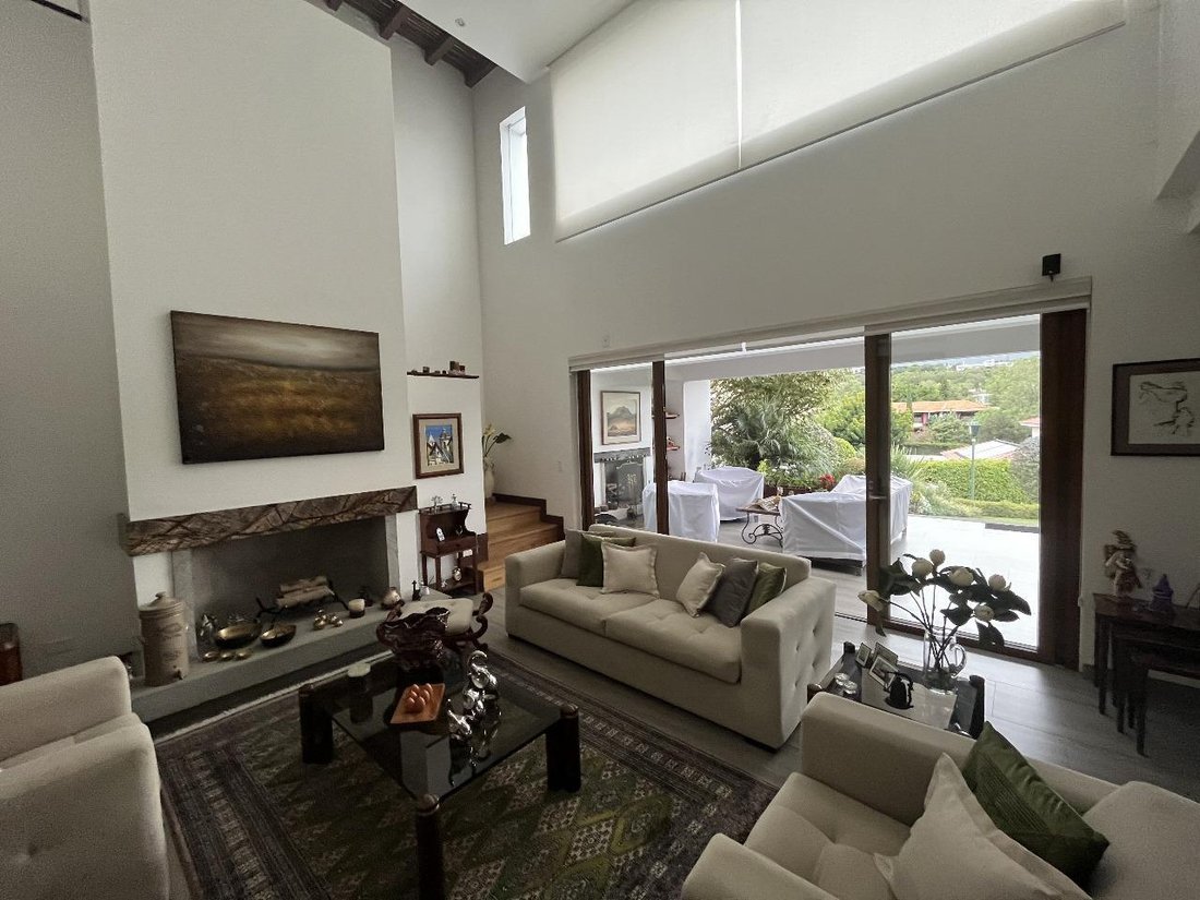 House in Quito, Pichincha, Ecuador 2 - 18926662