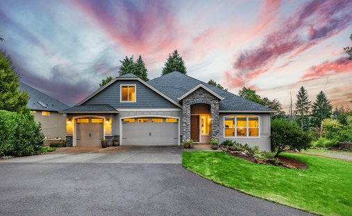 House in West Linn, Oregon, United States 1